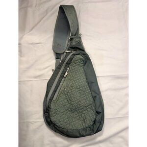 Sherpani | Bags | Rare Sherpani Amelia Olive Green Wool  display picture 1